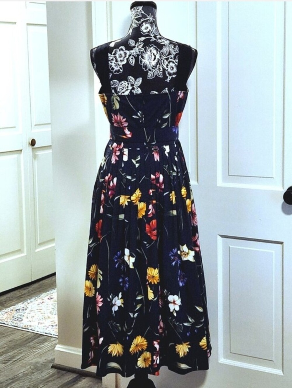💐Oscar de la Renta💐 - Navy/Multi Floral Sleeveless A-Line Midi Dress - Picture 3 of 16
